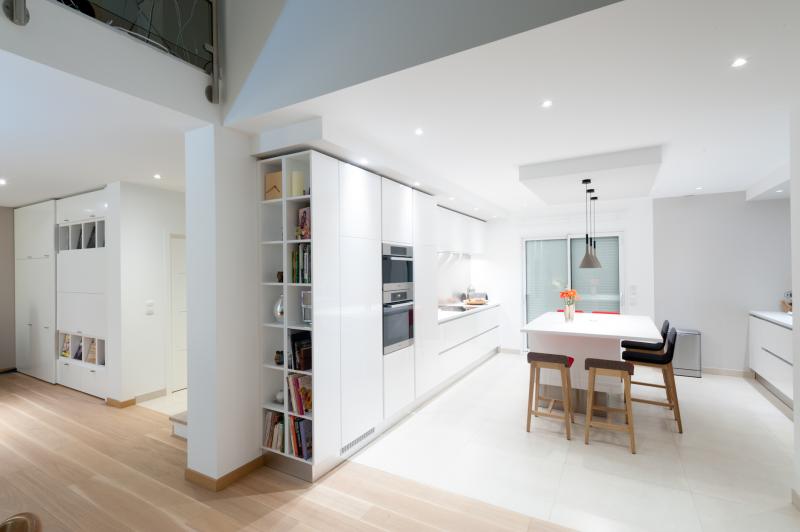 cuisine blanche super moderne décoration architecture d'intérieur